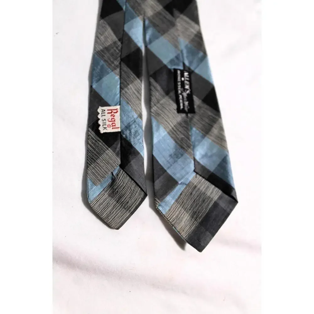 Vintage 1960s REGAL Silk Plaid Necktie, Light Blue & Gray, 2.5 X 52